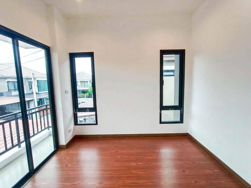 🏠ขายบ้านเดี่ยว หมู่บ้าน มัณฑิตาดีไลท์ นครปฐม ราคาถูกที่สุดในหมู่บ้านคุ้มมาก ✨🎉, Nakhon Pathom, Phrong Ma Dua, Muang Nakhon Pathom, Nakhon Pathom, 3 Bedrooms, 278 sqm, Single Detached House For Sale, by Apaporn Muanthorani, 500209374 - DDproperty.com