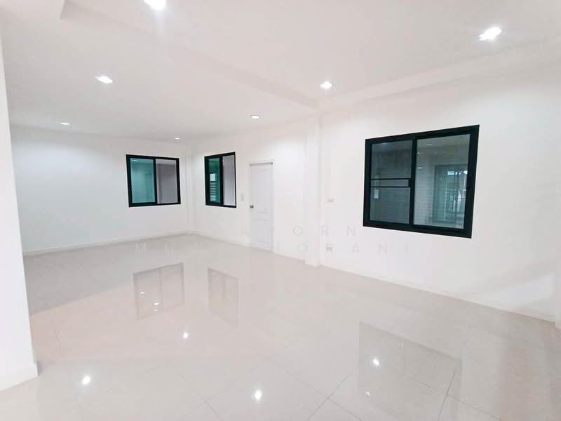 🏠ขายบ้านเดี่ยว หมู่บ้าน มัณฑิตาดีไลท์ นครปฐม ราคาถูกที่สุดในหมู่บ้านคุ้มมาก ✨🎉, Nakhon Pathom, Phrong Ma Dua, Muang Nakhon Pathom, Nakhon Pathom, 3 Bedrooms, 278 sqm, Single Detached House For Sale, by Apaporn Muanthorani, 500209374 - DDproperty.com