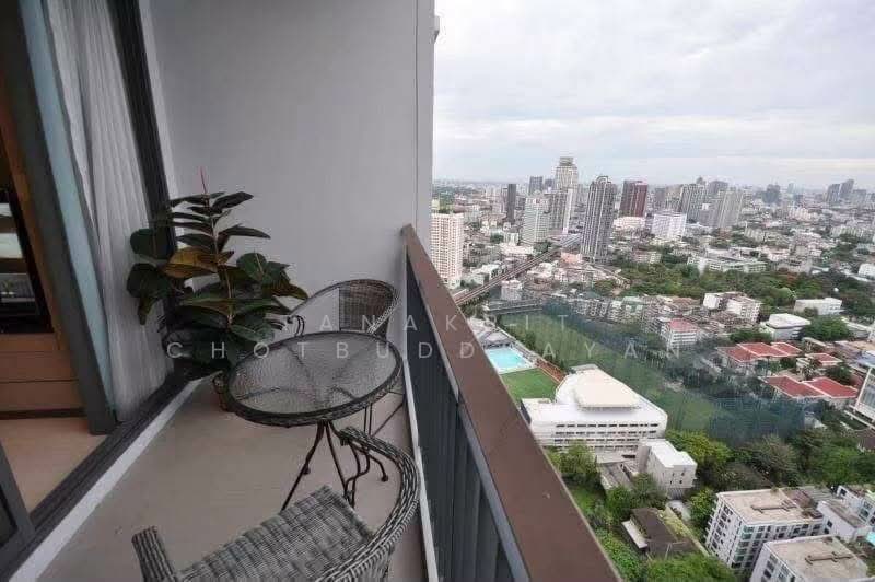Rhythm Sukhumvit 42, Bangkok, Soi Sukhumvit 42, Sukhumvit Road, Phra Kanong, Khlong Toei, Bangkok, 2 Bedrooms, 80 sqm, Condo For Rent, by Tanakrit Chotbuddkayan, 500209388 - DDproperty.com
