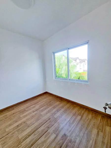 ขายบ้านอารียา เดอะคัลเลอร์ ไทรน้อย สวย ครบ คุ้ม ในที่เดียว บ้านหลังแรกที่เป็นไปได้!, นนทบุรี, ไทรน้อย, ไทรน้อย, นนทบุรี, 177 ตร.ม., ทาวน์เฮ้าส์ ขาย, โดย Apaporn Muanthorani, 500209391 - DDproperty.com