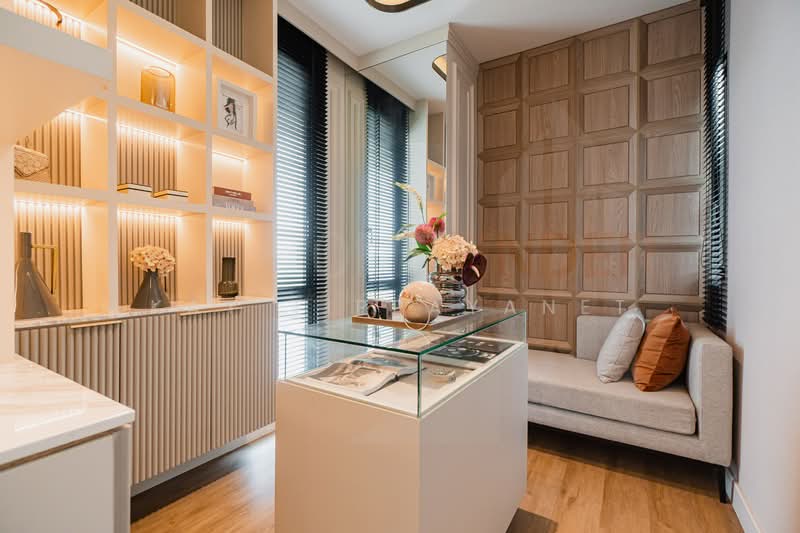 AVIAN Srinakarin-Krungthepkreetha, Bangkok, Srinagarindra - Rom Klao Rd, Saphan Sung, Saphan Sung, Bangkok, 4 Bedrooms, 296 sqm, Townhouse For Sale, by Kay Tippayanet, 500209410 - DDproperty.com