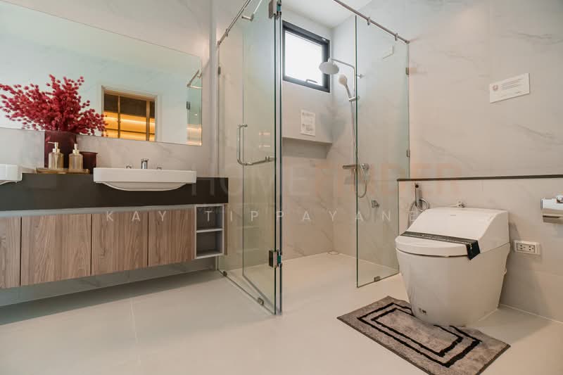 AVIAN Srinakarin-Krungthepkreetha, Bangkok, Srinagarindra - Rom Klao Rd, Saphan Sung, Saphan Sung, Bangkok, 4 Bedrooms, 296 sqm, Townhouse For Sale, by Kay Tippayanet, 500209410 - DDproperty.com