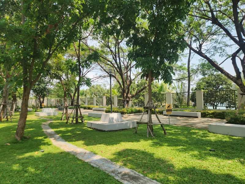 I Leaf Town Ratchaphruek-Kanchana, Pathum Thani, Soi Wat Tha Kwian, Khlong Phra Udom, Lat Lum Kaeo, Pathum Thani, 4 Bedrooms, 119 sqm, Townhouse For Sale, by คุณเอ็มมี่, 500209432 - DDproperty.com