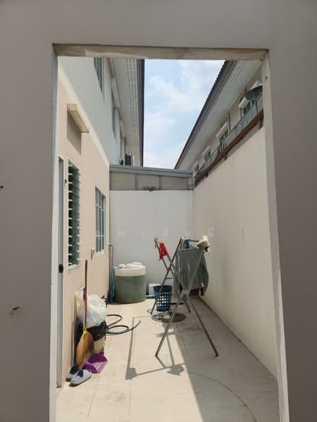 I Leaf Town Ratchaphruek-Kanchana, Pathum Thani, Soi Wat Tha Kwian, Khlong Phra Udom, Lat Lum Kaeo, Pathum Thani, 4 Bedrooms, 119 sqm, Townhouse For Sale, by คุณเอ็มมี่, 500209432 - DDproperty.com