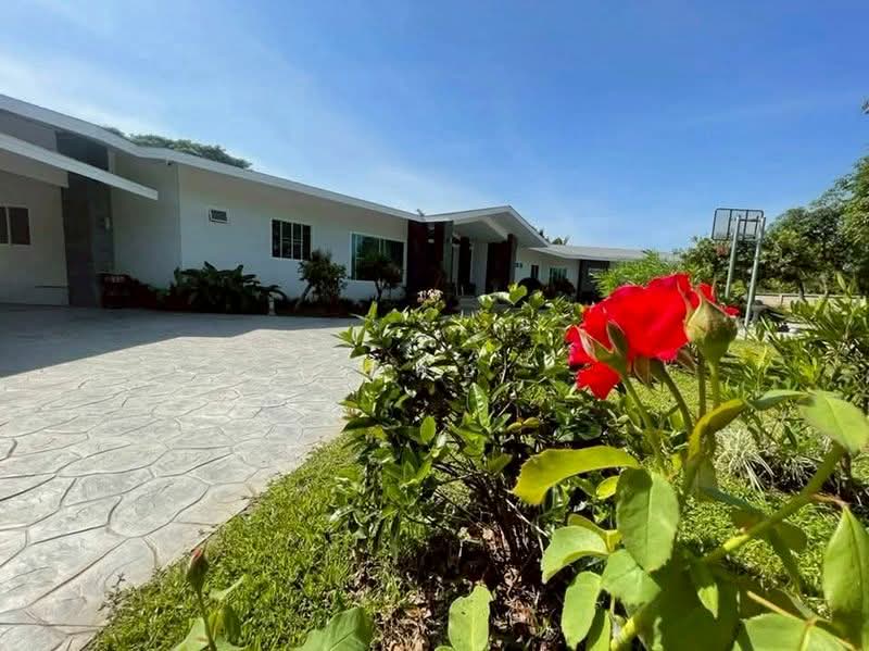 พูลวิลล่าหรู 2 ไร่กว่า (2-1-59) ใกล้เมืองเชียงใหม่, Chiang Mai, Nam Phare, Hang Dong, Chiang Mai, 6 Bedrooms, 1,000 sqm, Villa For Sale, by ทิพย์, 500209452 - DDproperty.com