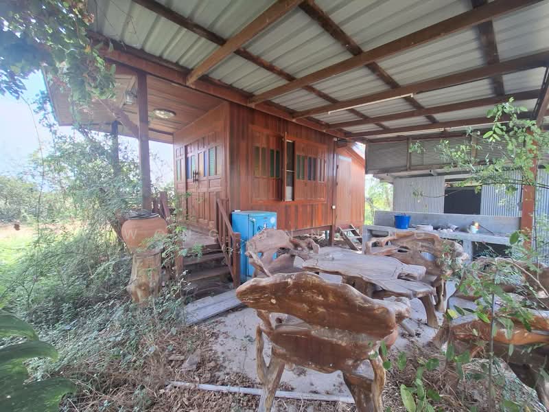 ขายที่ดินพร้อมสิ่งปลูกสร้าง 2-3-0 ไร่ หน้ากว้างติดถนน 47 เมตร อ.ลาดบัวหลวง จ.พระนครศรีอยุธยา, พระนครศรีอยุธยา, คู้สลอด, ลาดบัวหลวง, พระนครศรีอยุธยา, 4,400 ตร.ม., ที่ดิน ขาย, โดย paiwong onna-ngam, 500209488 - DDproperty.com