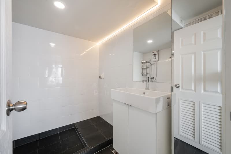 Bangna Place, Bangkok, Sanpawut, Bang Na Tai, Bang Na, Bangkok, 2 Bedrooms, 78 sqm, Condo For Sale, by Jirasate Lertdhirakul, 500209522 - DDproperty.com