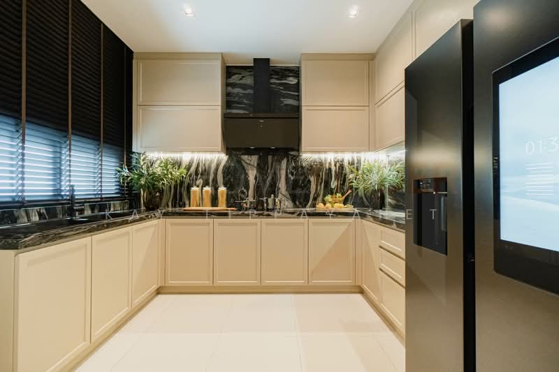 Bangkok Boulevard Signature Sathorn-Pinklao, Nonthaburi, Bang Kruai-Chong Tanom Road, Mahasawat, Bang Kruai, Nonthaburi, 4 Bedrooms, 439 sqm, Single Detached House For Sale, by Kay Tippayanet, 500209524 - DDproperty.com