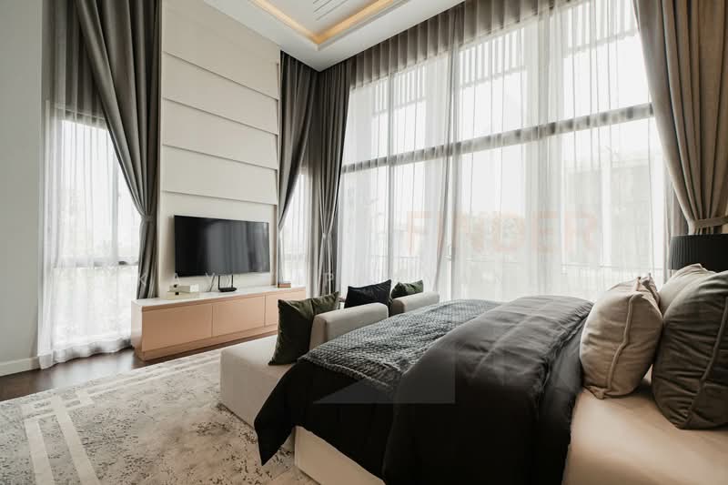 Bangkok Boulevard Signature Sathorn-Pinklao, Nonthaburi, Bang Kruai-Chong Tanom Road, Mahasawat, Bang Kruai, Nonthaburi, 4 Bedrooms, 439 sqm, Single Detached House For Sale, by Kay Tippayanet, 500209524 - DDproperty.com