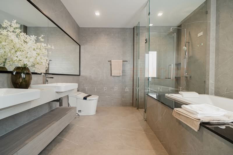 Bangkok Boulevard Signature Sathorn-Pinklao, Nonthaburi, Bang Kruai-Chong Tanom Road, Mahasawat, Bang Kruai, Nonthaburi, 4 Bedrooms, 439 sqm, Single Detached House For Sale, by Kay Tippayanet, 500209524 - DDproperty.com