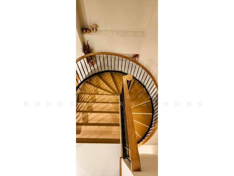 The Empire Place, Bangkok, 88 Narathiwatratchanakharin Road, Thung Maha Mek, Sathon, Bangkok, 2 Bedrooms, 109 sqm, Condo For Sale, by Trinnaya Dungsirisangthong, 500209562 - DDproperty.com