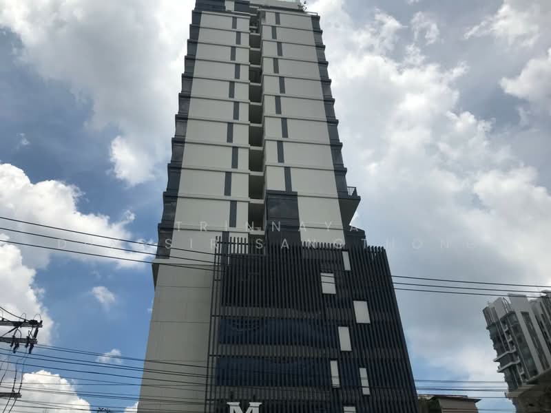 M Thonglor 10, Bangkok, 9 Soi Ekkamai 12, Ekkamai Road, Khlong Tan Nua, Watthana, Bangkok, 1 Bedroom, 32 sqm, Condo For Sale, by Trinnaya Dungsirisangthong, 500209576 - DDproperty.com