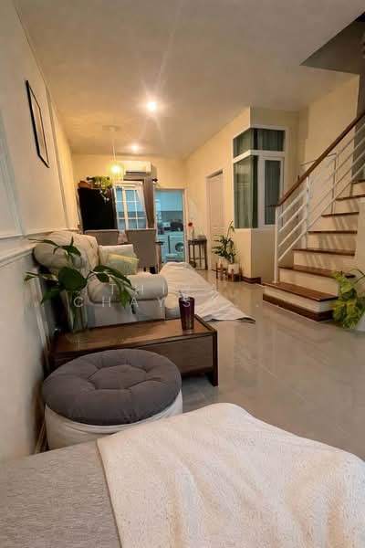 Golden Town Sathorn, Bangkok, Kanlapaphruek Road, Bangkhuntien, Chom Thong, Bangkok, 4 Bedrooms, 110 sqm, Townhouse For Rent, by Thiya Chaysabut, 500209645 - DDproperty.com