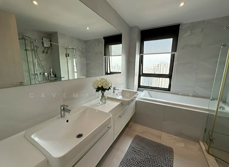 Rhythm Ekkamai, Bangkok, 11 Soi Sukhumvit 63, Khlongtoei Nua, Watthana, Bangkok, 2 Bedrooms, 70 sqm, Condo For Rent, by caveman property, 500209653 - DDproperty.com