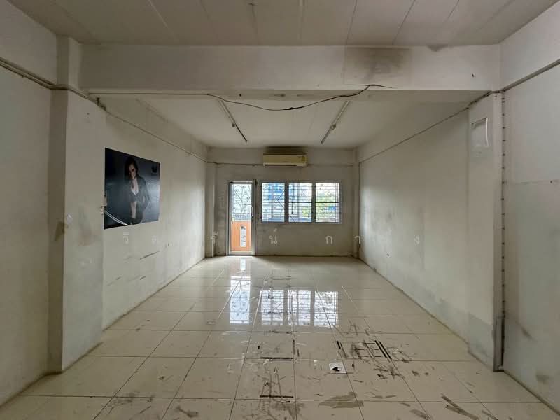 อาคารพาณิชย์ ติดถนน ราชพฤกษ์ มหาสวัสดิ์ บางกรวย, นนทบุรี, บางขนุน, บางกรวย, นนทบุรี, 220 ตร.ม., ตึกแถว-อาคารพาณิชย์ ขาย, โดย วิดารัตน์ กาติ้ง, 500209656 - DDproperty.com