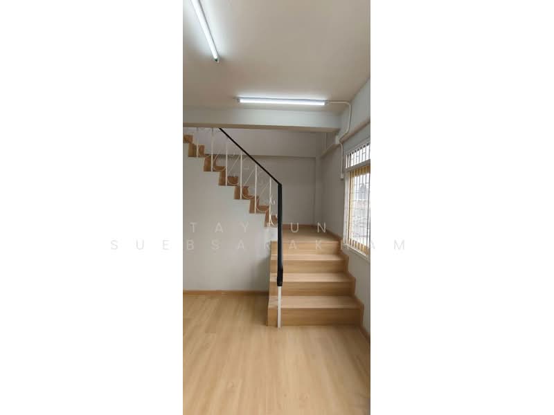 ให้เช่า - บ้าน 5-ห้องนอน, กรุงเทพ