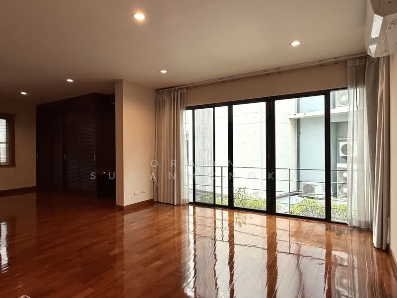 Baan Sasida, Bangkok, 19/1 Sukhumvit, Khong Tan, Khlong Toei, Bangkok, 3 Bedrooms, 250 sqm, Condo For Rent, by Oraon Suwanmongko, 500209670 - DDproperty.com