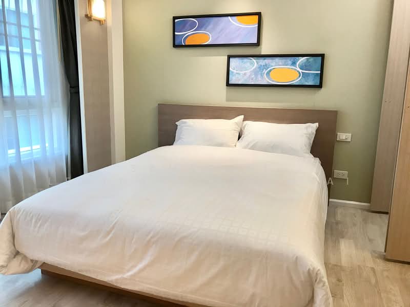 Shine@33 (formerly Triple Oaks), Bangkok, Khlong Tan Nua, Watthana, Bangkok, 2 Bedrooms, 80 sqm, Condo For Rent, by Samerjai Lertnapakriengkai, 500209689 - DDproperty.com