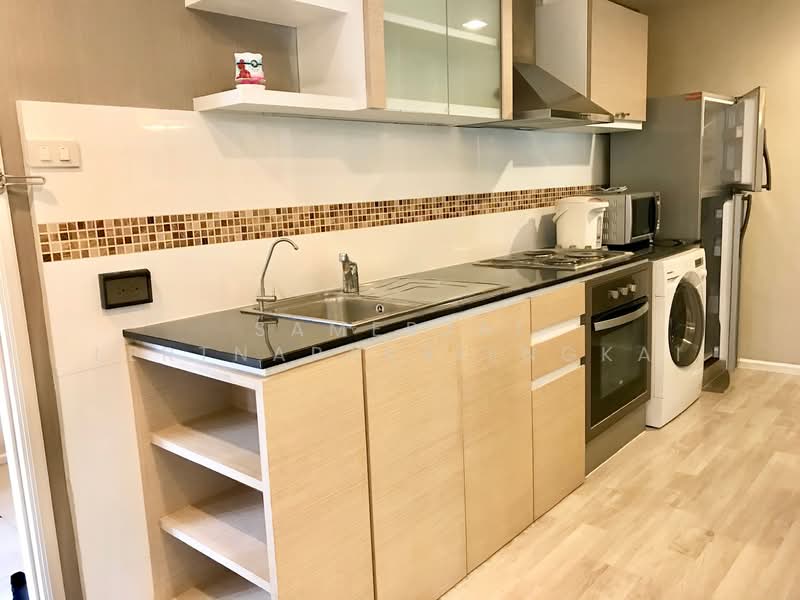 Shine@33 (formerly Triple Oaks), Bangkok, Khlong Tan Nua, Watthana, Bangkok, 2 Bedrooms, 80 sqm, Condo For Rent, by Samerjai Lertnapakriengkai, 500209696 - DDproperty.com