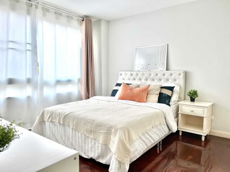 49 Plus, Bangkok, Soi Sukhumvit 49, Khlong Tan Nua, Watthana, Bangkok, 1 Bedroom, 51 sqm, Condo For Rent, by Khlueanphon Nukulsirisak, 500209722 - DDproperty.com