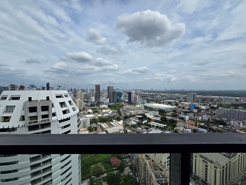 The Lumpini 24, Bangkok, Sukhumvit 24 Road, Khong Tan, Khlong Toei, Bangkok, 2 Bedrooms, 55 sqm, Condo For Rent, by Suthasin Boonkong, 500209760 - DDproperty.com