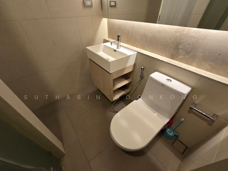 The Lumpini 24, Bangkok, Sukhumvit 24 Road, Khong Tan, Khlong Toei, Bangkok, 2 Bedrooms, 55 sqm, Condo For Rent, by Suthasin Boonkong, 500209760 - DDproperty.com