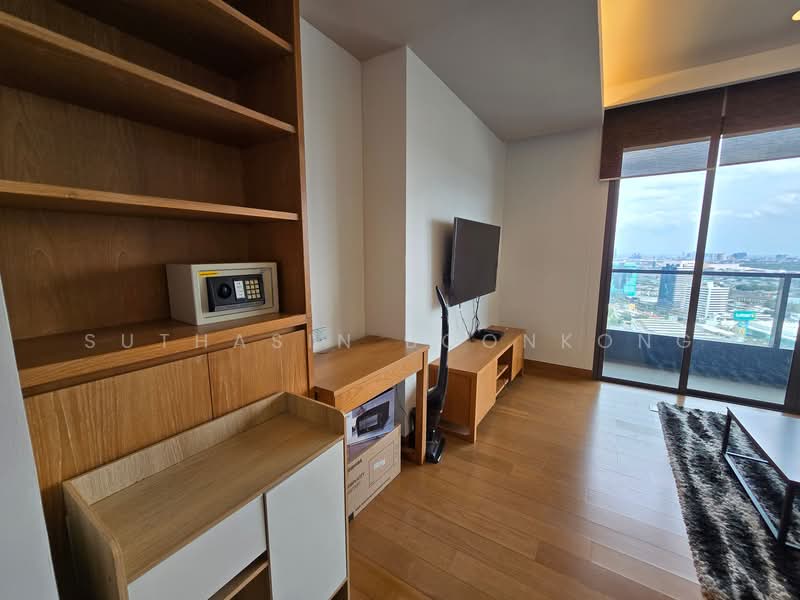 The Lumpini 24, Bangkok, Sukhumvit 24 Road, Khong Tan, Khlong Toei, Bangkok, 2 Bedrooms, 55 sqm, Condo For Rent, by Suthasin Boonkong, 500209760 - DDproperty.com