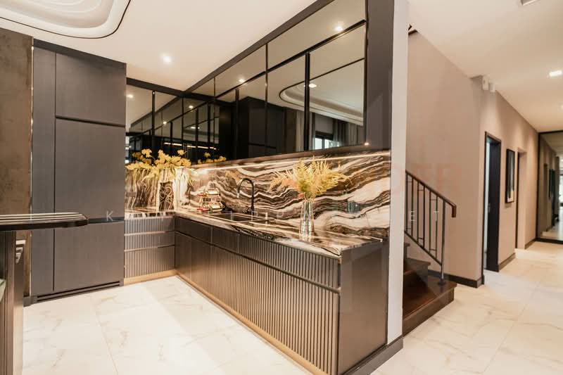 Bangkok Boulevard Signature Sathorn-Pinklao, Nonthaburi, Bang Kruai-Chong Tanom Road, Mahasawat, Bang Kruai, Nonthaburi, 4 Bedrooms, 514 sqm, Single Detached House For Sale, by Kay Tippayanet, 500209762 - DDproperty.com