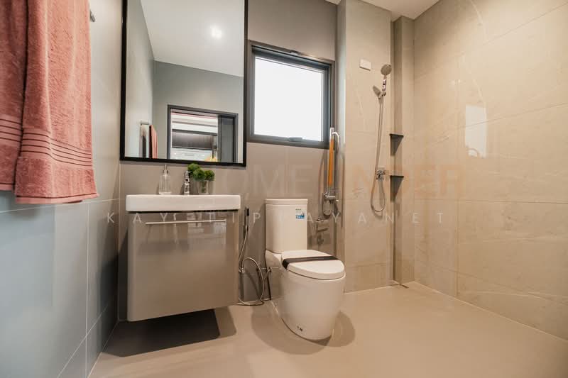 Bangkok Boulevard Signature Sathorn-Pinklao, Nonthaburi, Bang Kruai-Chong Tanom Road, Mahasawat, Bang Kruai, Nonthaburi, 4 Bedrooms, 514 sqm, Single Detached House For Sale, by Kay Tippayanet, 500209762 - DDproperty.com