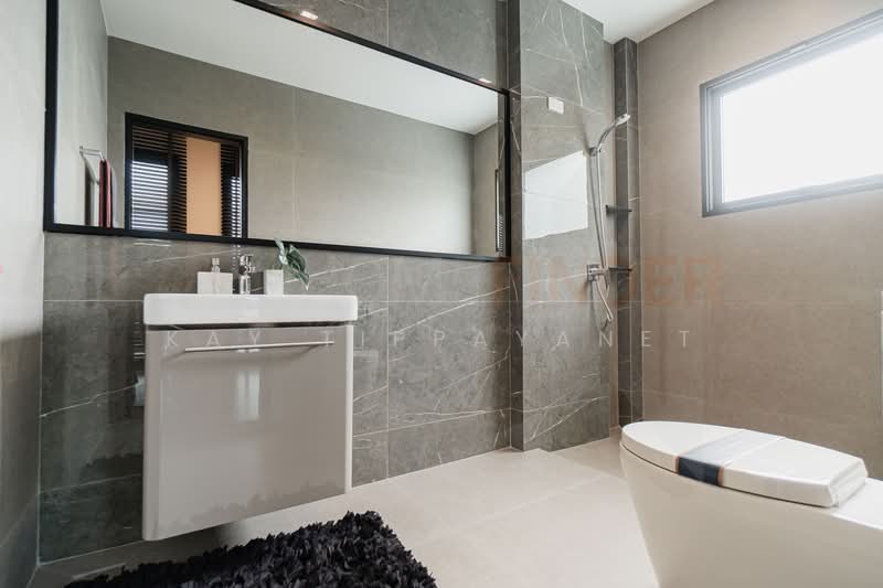 Bangkok Boulevard Signature Sathorn-Pinklao, Nonthaburi, Bang Kruai-Chong Tanom Road, Mahasawat, Bang Kruai, Nonthaburi, 4 Bedrooms, 514 sqm, Single Detached House For Sale, by Kay Tippayanet, 500209762 - DDproperty.com