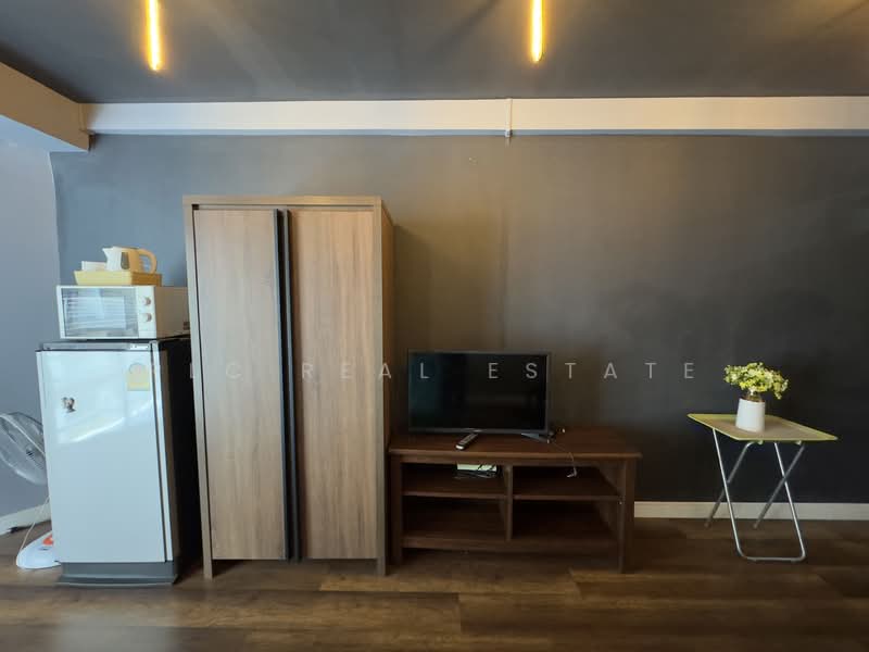 Jomtien Beach Condo, Chon Buri (Pattaya), Nong Pru, Bang Lamung (Pattaya), Chon Buri (Pattaya), 1 Bedroom, 30 sqm, Condo For Sale, by PLC real estate, 500209777 - DDproperty.com