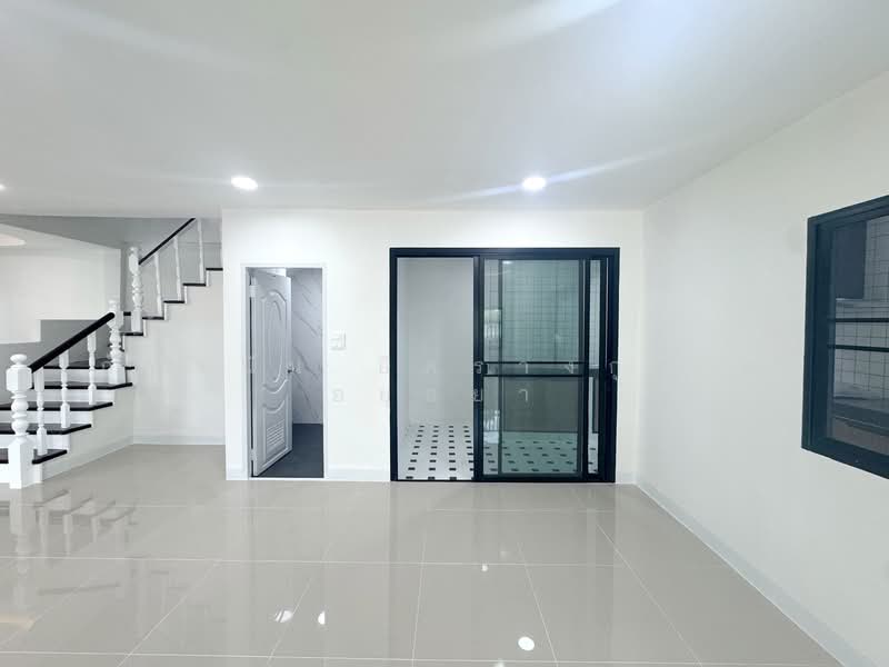 Muang Supthanee, Bangkok, Soi Leab Klong Song 25, Bang Chun, Khlong Sam Wa, Bangkok, 3 Bedrooms, 128 sqm, Townhouse For Sale, by ภัทรนัน อิศรางกูร ณ อยุธยา, 500209800 - DDproperty.com