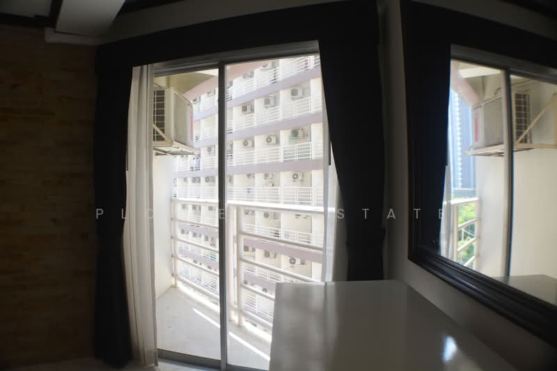 Jomtien Beach Condo, Chon Buri (Pattaya), Nong Pru, Bang Lamung (Pattaya), Chon Buri (Pattaya), 1 Bedroom, 50 sqm, Condo For Sale, by PLC real estate, 500209823 - DDproperty.com