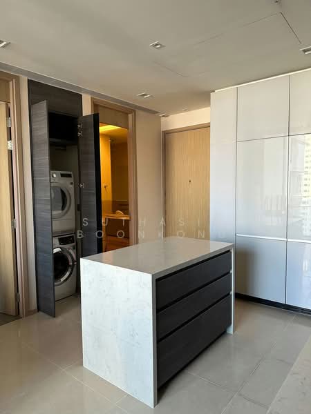 The Esse Asoke, Bangkok, 333 Soi Sukhumvit 21, Sukhumvit Road, Khlongtoei Nua, Watthana, Bangkok, 1 Bedroom, 75 sqm, Condo For Rent, by Suthasin Boonkong, 500209831 - DDproperty.com