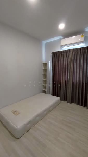 The Metro Chaengwattana, Nonthaburi, Khlong Phra Udom, Pak Kret, Nonthaburi, 3 Bedrooms, 150 sqm, Townhouse For Rent, by Sireekan Sirichawanphong, 500209880 - DDproperty.com