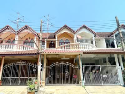 ขาย - ขาย ทาวน์เฮ้าส์ หมู่บ้าน ซอย เพชรเกษม 92/3, กรุงเทพ