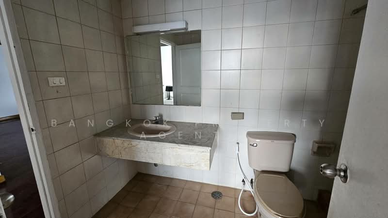 D.S. Tower 1 Sukhumvit 33, Bangkok, Soi Phrom Chit, Khlong Tan Nua, Watthana, Bangkok, 3 Bedrooms, 274 sqm, Condo For Rent, by BANGKOK PROPERTY AGENTS, 500209889 - DDproperty.com