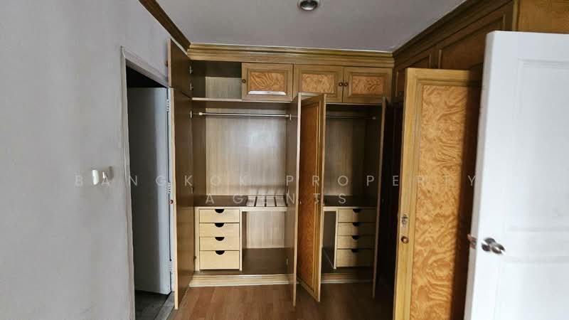 D.S. Tower 1 Sukhumvit 33, Bangkok, Soi Phrom Chit, Khlong Tan Nua, Watthana, Bangkok, 3 Bedrooms, 274 sqm, Condo For Rent, by BANGKOK PROPERTY AGENTS, 500209889 - DDproperty.com