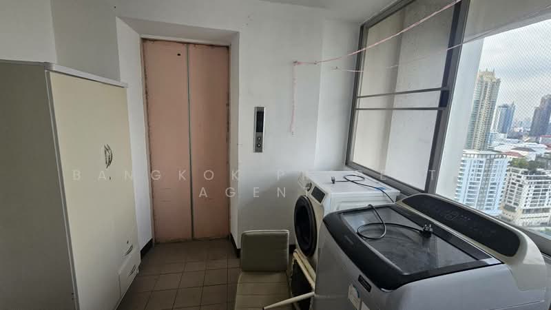 D.S. Tower 1 Sukhumvit 33, Bangkok, Soi Phrom Chit, Khlong Tan Nua, Watthana, Bangkok, 3 Bedrooms, 274 sqm, Condo For Rent, by BANGKOK PROPERTY AGENTS, 500209889 - DDproperty.com