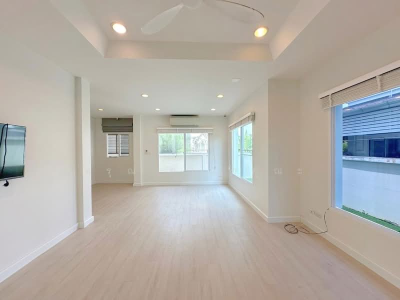 For Rent - The Centro Rattanathibet, Nonthaburi