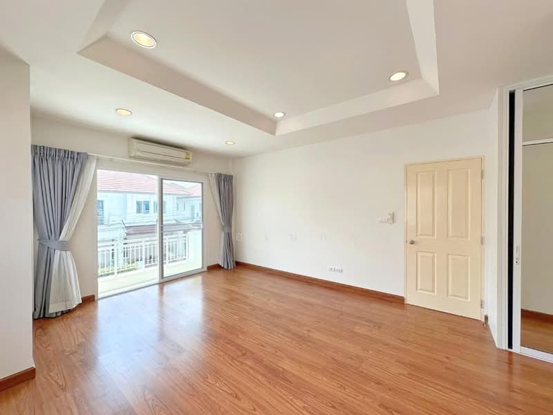 For Rent - The Centro Rattanathibet, Nonthaburi