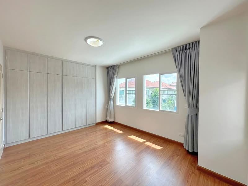 For Rent - The Centro Rattanathibet, Nonthaburi