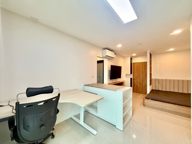 For Sale - Serrano Condominium, Bangkok