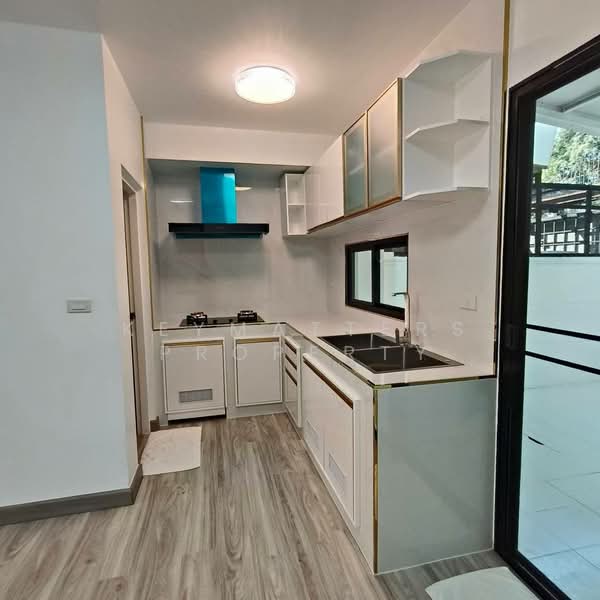 Town Avenue Rama 2 Soi 30, Bangkok, Rama 2, Soi 30, Bangmot, Chom Thong, Bangkok, 3 Bedrooms, 200 sqm, Townhouse For Sale, by keymatters property, 500209922 - DDproperty.com