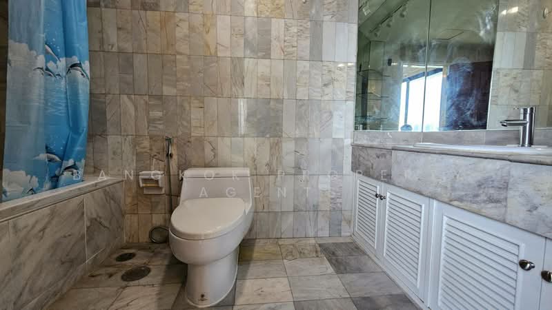 Fifty Fifth Tower, Bangkok, 84 Soi Sukhumvit 55, Sukhumvit Road, Khlong Tan Nua, Watthana, Bangkok, 3 Bedrooms, 165 sqm, Condo For Rent, by BANGKOK PROPERTY AGENTS, 500209935 - DDproperty.com