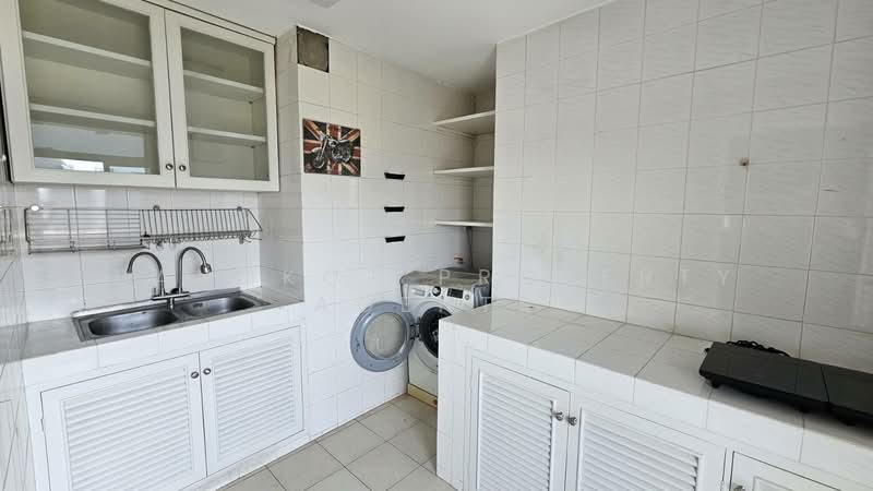 Fifty Fifth Tower, Bangkok, 84 Soi Sukhumvit 55, Sukhumvit Road, Khlong Tan Nua, Watthana, Bangkok, 3 Bedrooms, 165 sqm, Condo For Rent, by BANGKOK PROPERTY AGENTS, 500209935 - DDproperty.com