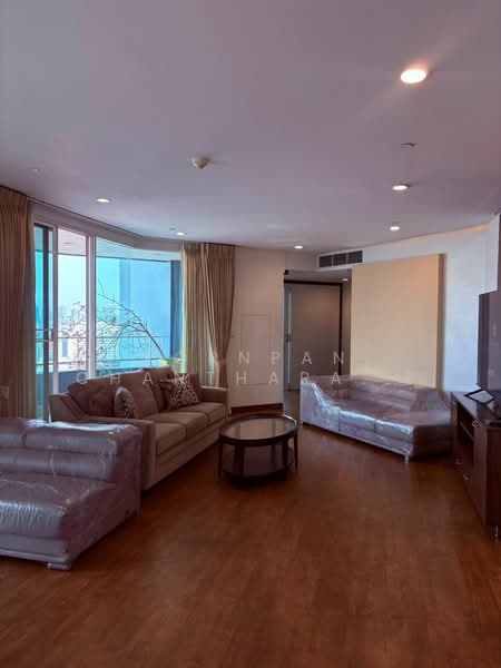 Watermark Chaophraya, Bangkok, Soi Charoennakorn 39-41, Charoennakorn Road, Bang Lam Phu Lang, Khlong San, Bangkok, 3 Bedrooms, 170 sqm, Condo For Rent, by Pornpan Chantharakasemchai, 500209943 - DDproperty.com