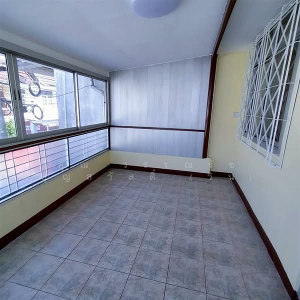 ทาวน์เฮ้าส์ 2 ชั้น 23 ตร.ว. หมู่บ้านเมือง เพชรวิลล่า2 ซอยแก้วเงินทอง39, Bangkok, Khlong Chak Phra, Taling Chan, Bangkok, 3 Bedrooms, 120 sqm, Townhouse For Sale, by คุณ วรรณรัช บุญสวัสดิ์ (วิน), 500209975 - DDproperty.com