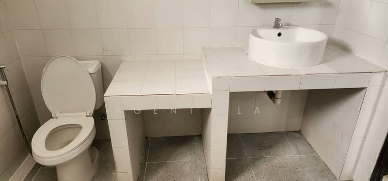 2-story townhouse for rent in the heart of Punnavithi, Sukhumvit 101 (SPSAD3896), Bangkok, Bang Chak, Phra Khanong, Bangkok, 3 Bedrooms, 150 sqm, Townhouse For Rent, by Agent Pla, 500209981 - DDproperty.com