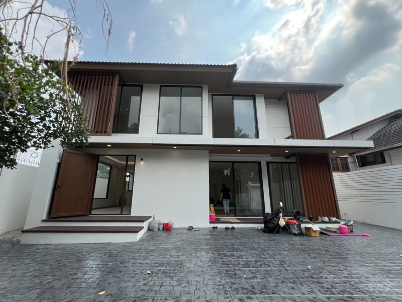 sukhumvit, Bangkok, Khlong Tan Nua, Watthana, Bangkok, 4 Bedrooms, 401 sqm, Single Detached House For Sale, by กอล์ฟ, 500209990 - บ้าน สุขุมวิท71 ปรีดีพนมย์42 ที่ดิน  - DDproperty.com